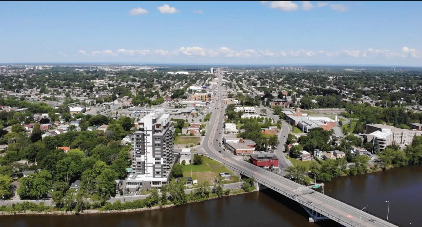 Social environment profile of Laval
